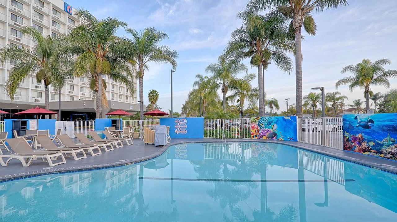 Motel 6-Los Angeles, Ca - Los Angeles - Lax Ингълуд Екстериор снимка