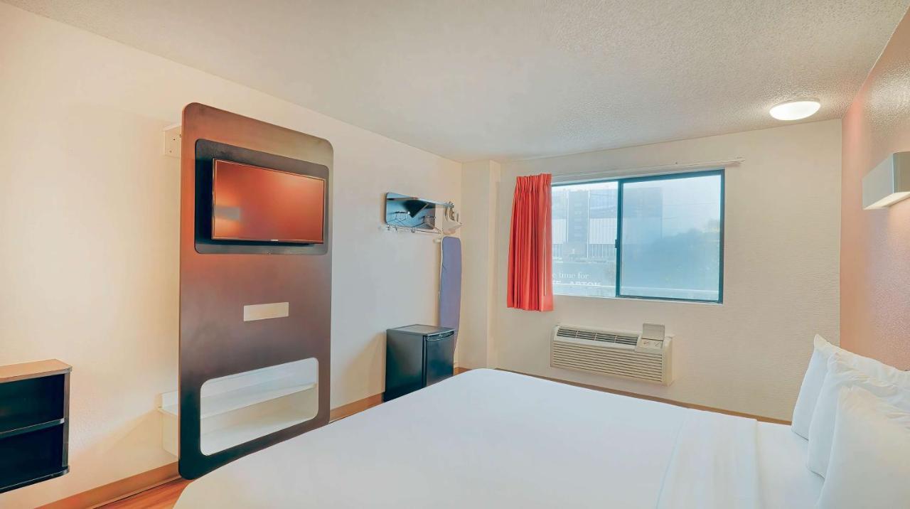 Motel 6-Los Angeles, Ca - Los Angeles - Lax Ингълуд Екстериор снимка