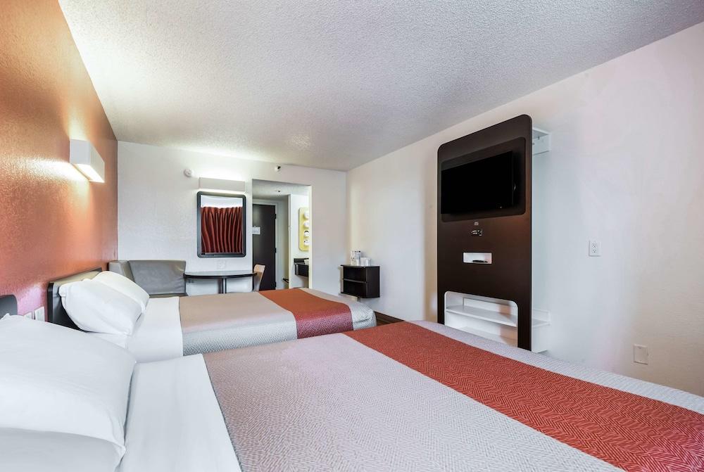 Motel 6-Los Angeles, Ca - Los Angeles - Lax Ингълуд Екстериор снимка