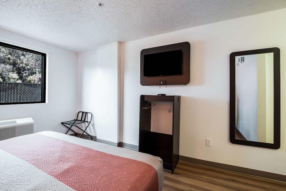 Motel 6-Los Angeles, Ca - Los Angeles - Lax Ингълуд Екстериор снимка
