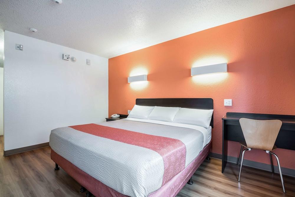 Motel 6-Los Angeles, Ca - Los Angeles - Lax Ингълуд Екстериор снимка